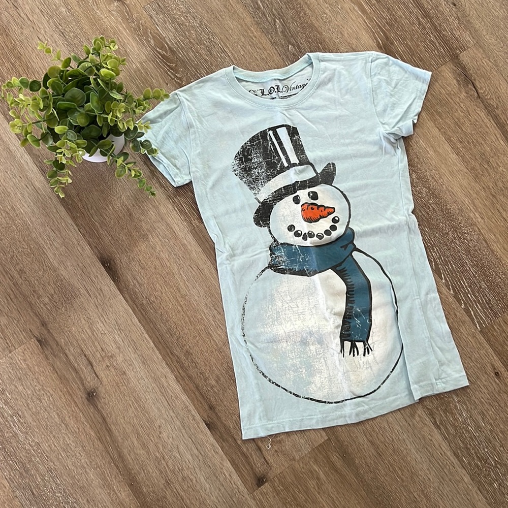 Nordstrom Woman’s Snowman Winter T-shirt